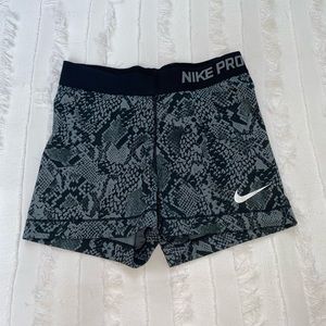 Snake Print Nike Pro Dri-Fit